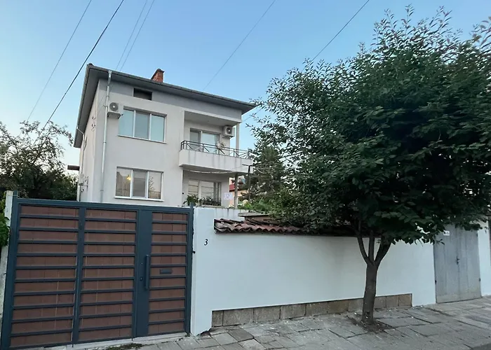 за гости Villy 卡赞勒克